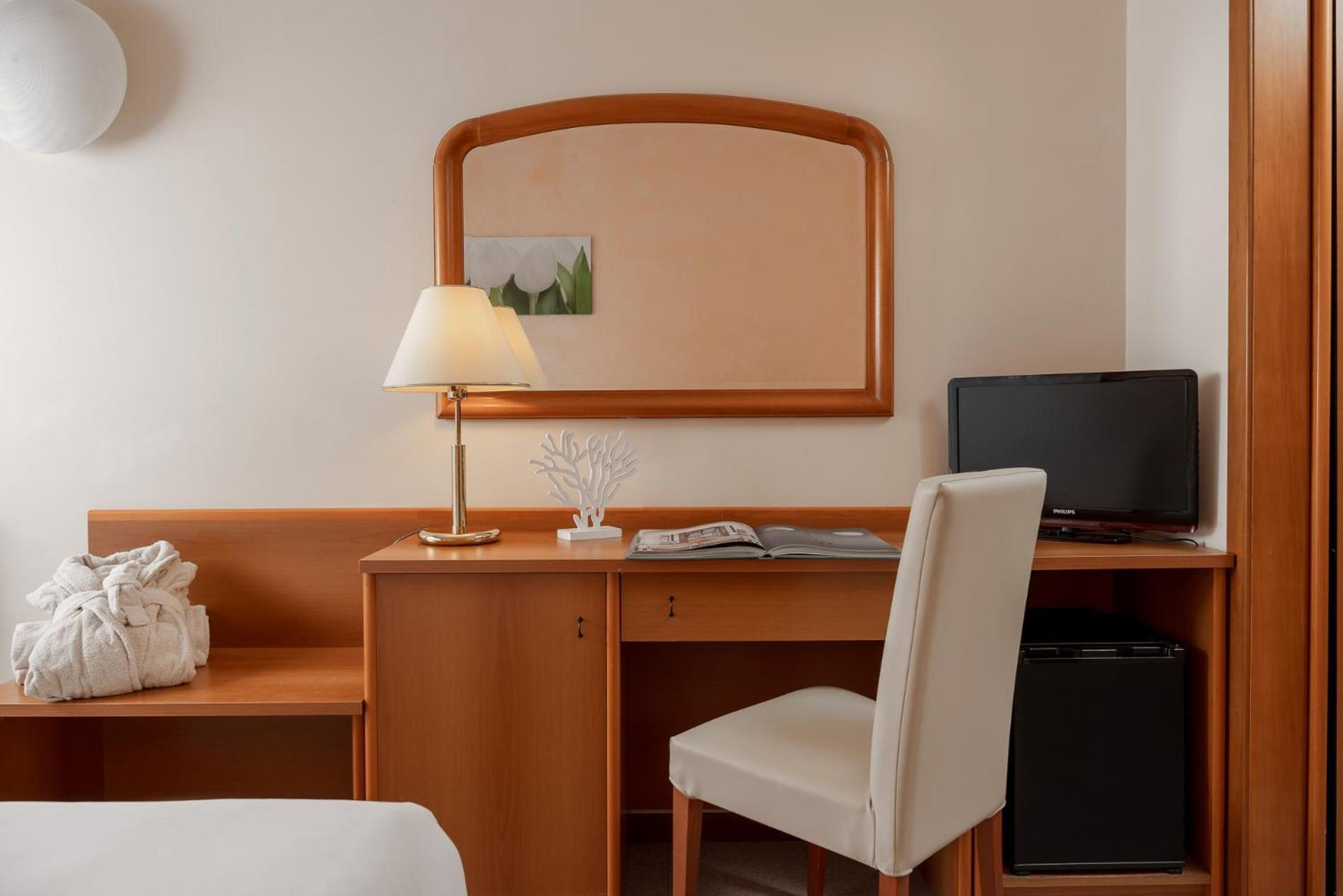 דיאנו מרינה Corallo Wellness Hotel מראה חיצוני תמונה