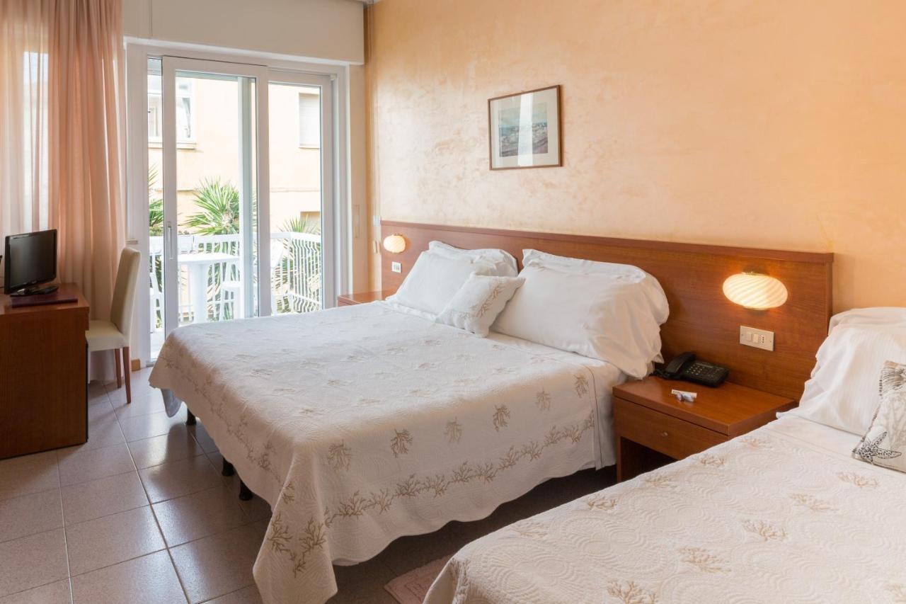 דיאנו מרינה Corallo Wellness Hotel מראה חיצוני תמונה